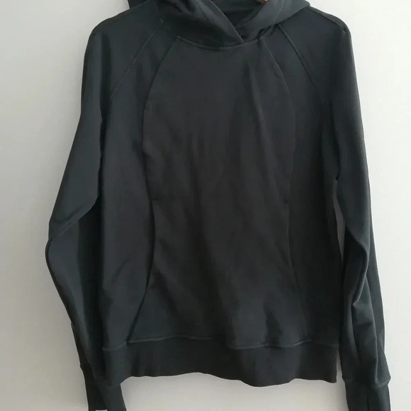 Lululemon Scuba Pullover Hoodie in Black Kangaroo Pocket 6 - Picture 6 of 16